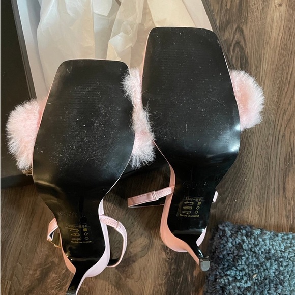 Versace jeans couture heels - Picture 4 of 5